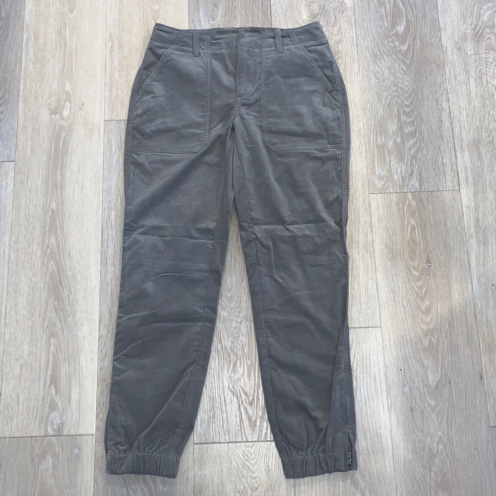 NWT Banana Republic Slim Corduroy Utility Jogger Pants 2 - Picture 4 of 10